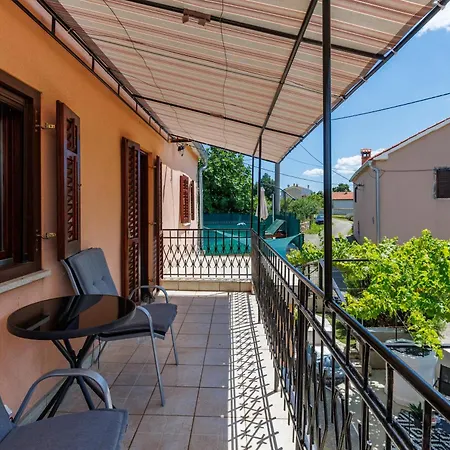 House Papinka With Private Pool & Garden - Happy Apartment Labin (Istria)