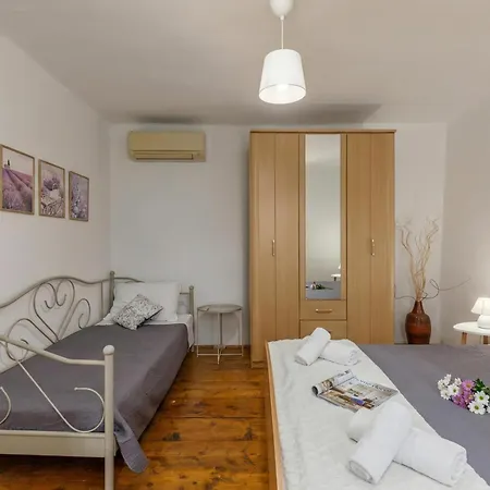 House Papinka With Private Pool & Garden - Happy Apartman *